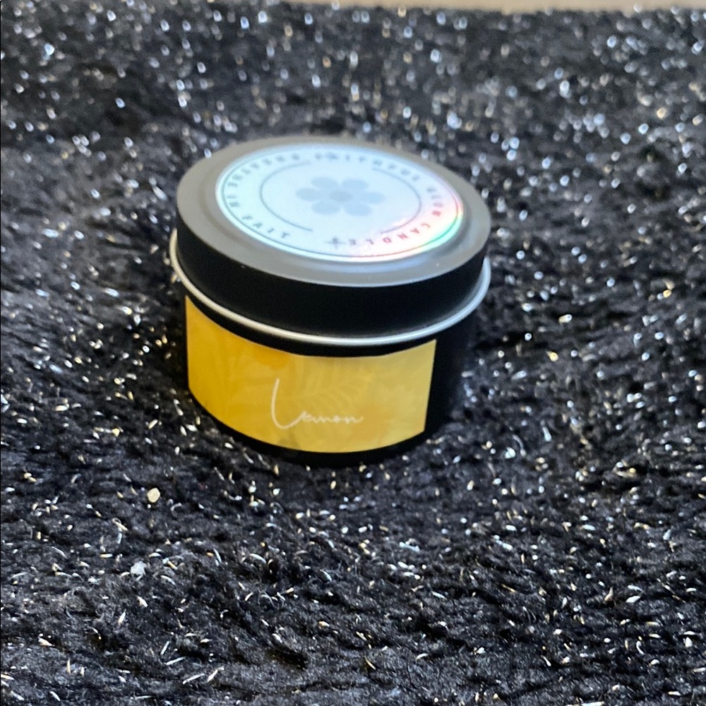Lemon Scented Candle in Black Tin